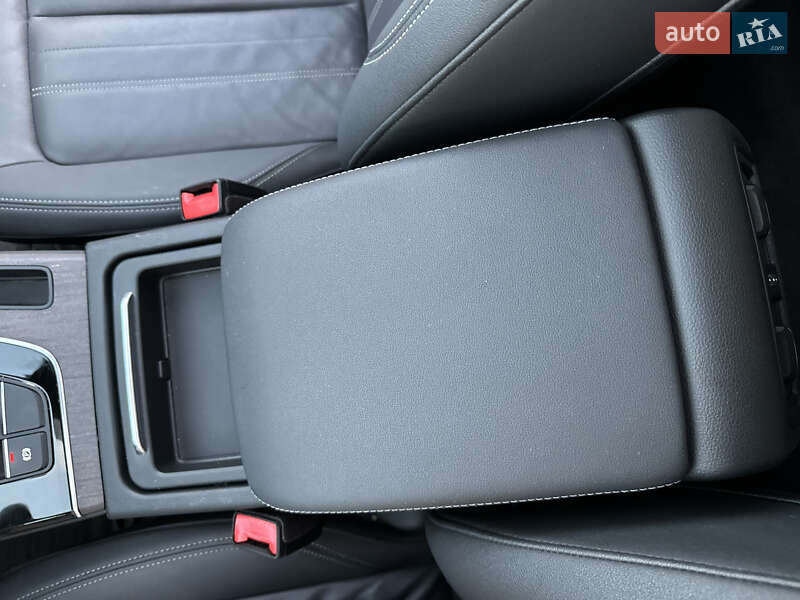 Внедорожник / Кроссовер Audi Q5 2021 в Стрые