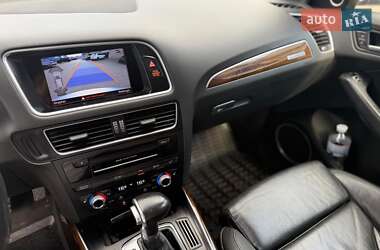 Внедорожник / Кроссовер Audi Q5 2015 в 