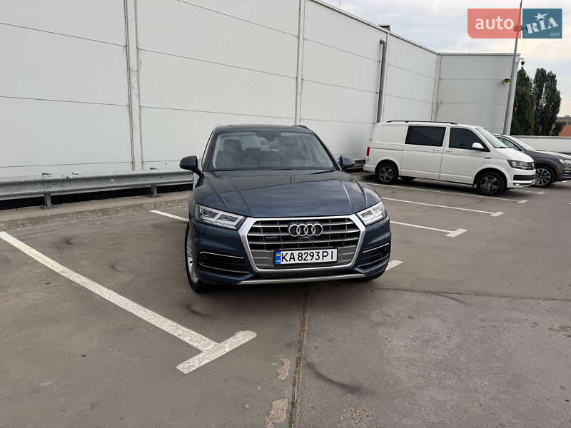 Внедорожник / Кроссовер Audi Q5 2018 в Киеве