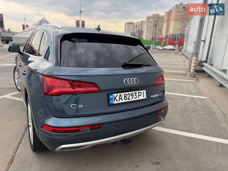 Внедорожник / Кроссовер Audi Q5 2018 в Киеве