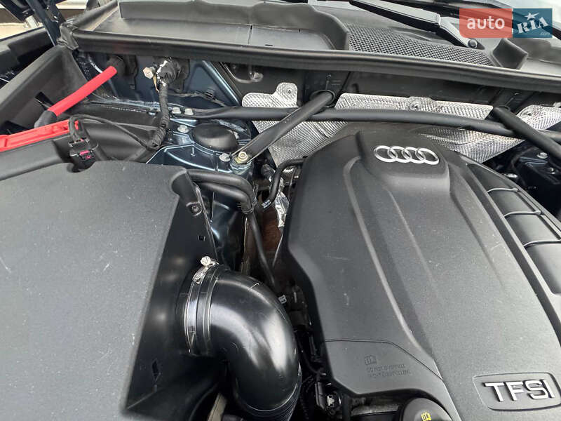 Внедорожник / Кроссовер Audi Q5 2018 в Киеве