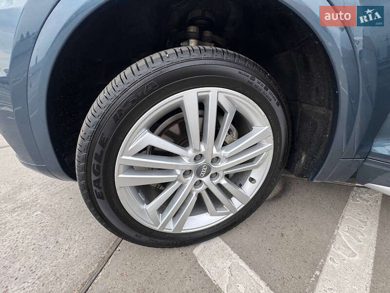 Внедорожник / Кроссовер Audi Q5 2018 в Киеве