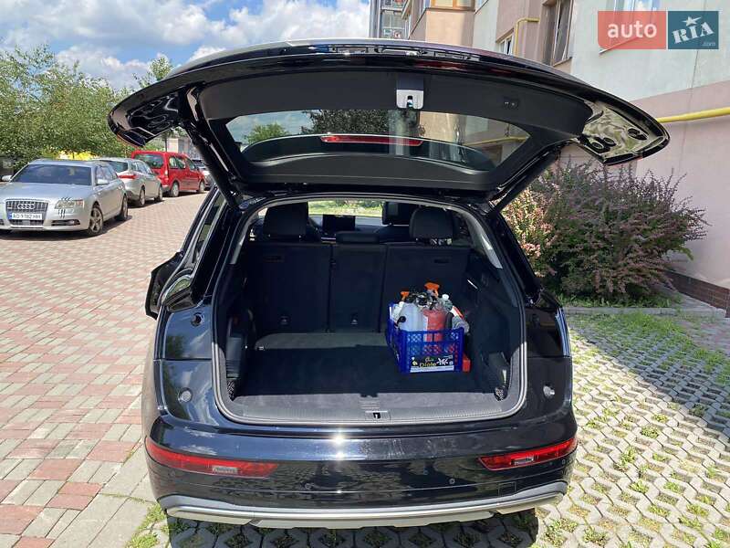 Позашляховик / Кросовер Audi Q5 2020 в Львові
