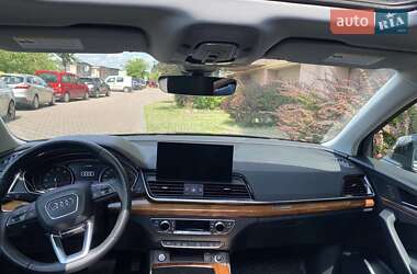 Внедорожник / Кроссовер Audi Q5 2020 в 