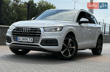 Внедорожник / Кроссовер Audi Q5 2020 в 