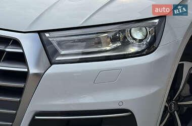 Внедорожник / Кроссовер Audi Q5 2020 в 
