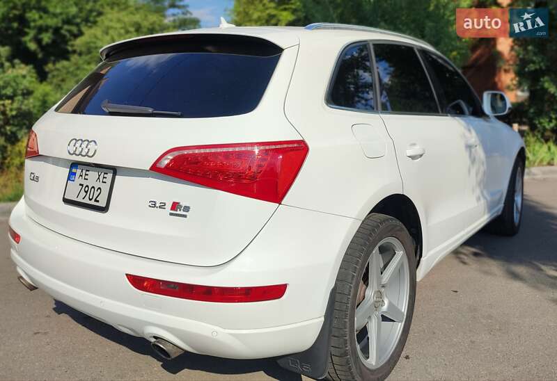 Внедорожник / Кроссовер Audi Q5 2009 в Днепре