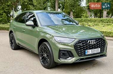 Внедорожник / Кроссовер Audi Q5 2021 в 