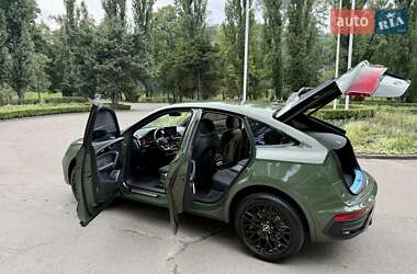 Внедорожник / Кроссовер Audi Q5 2021 в 