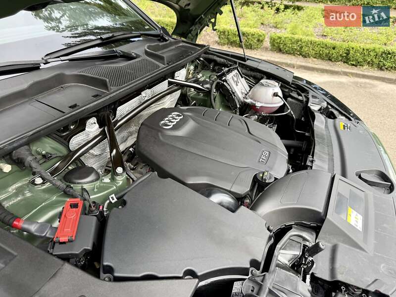 Позашляховик / Кросовер Audi Q5 2021 в Києві