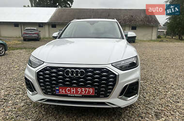 Позашляховик / Кросовер Audi Q5 2023 в 