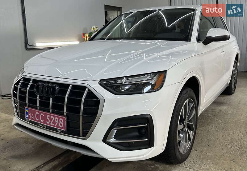 Позашляховик / Кросовер Audi Q5 2021 в Ірпені