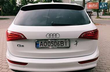 Внедорожник / Кроссовер Audi Q5 2011 в 