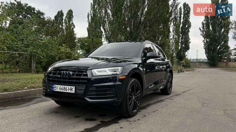 Внедорожник / Кроссовер Audi Q5 2018 в Горишних Плавнях