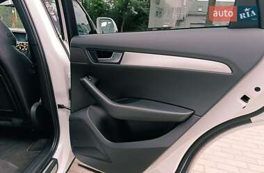 Внедорожник / Кроссовер Audi Q5 2011 в 