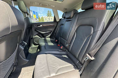 Внедорожник / Кроссовер Audi Q5 2015 в 