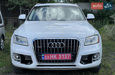 Внедорожник / Кроссовер Audi Q5 2015 в 