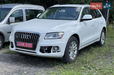 Внедорожник / Кроссовер Audi Q5 2015 в 