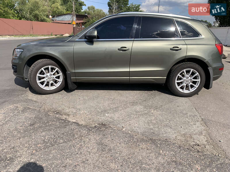 Позашляховик / Кросовер Audi Q5 2011 в Києві