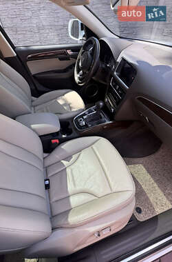 Внедорожник / Кроссовер Audi Q5 2016 в 