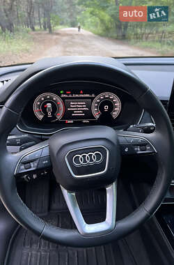Внедорожник / Кроссовер Audi Q5 2023 в 