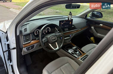 Внедорожник / Кроссовер Audi Q5 2021 в 