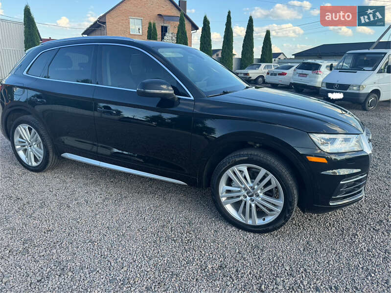Внедорожник / Кроссовер Audi Q5 2018 в Луцке