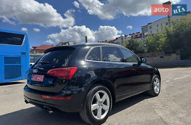 Внедорожник / Кроссовер Audi Q5 2012 в 