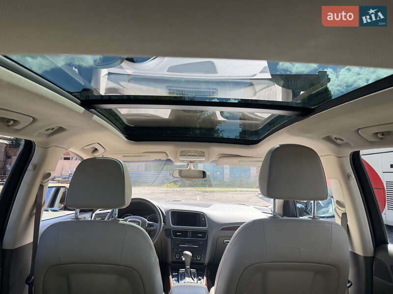 Позашляховик / Кросовер Audi Q5 2012 в Тернополі