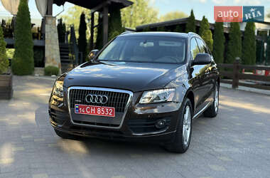 Внедорожник / Кроссовер Audi Q5 2012 в 