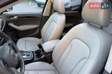 Внедорожник / Кроссовер Audi Q5 2012 в 