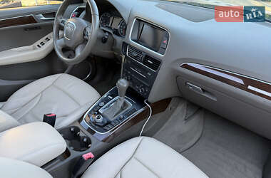 Внедорожник / Кроссовер Audi Q5 2012 в 
