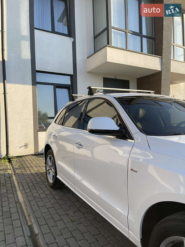 Внедорожник / Кроссовер Audi Q5 2016 в Ровно