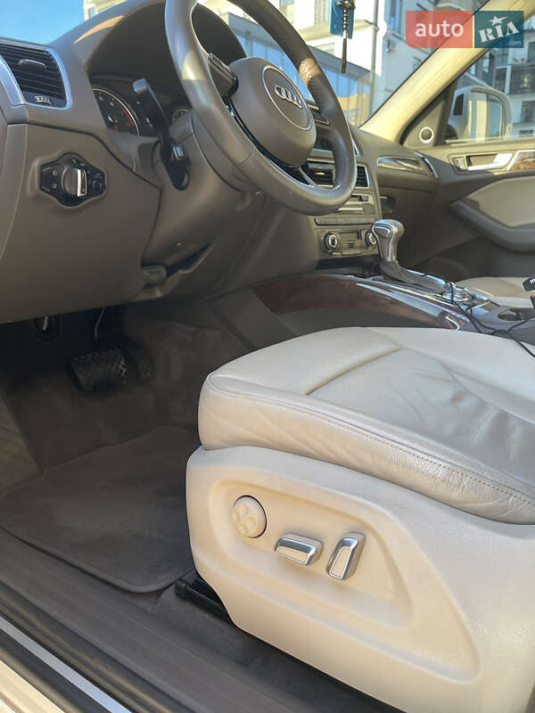 Внедорожник / Кроссовер Audi Q5 2016 в Ровно