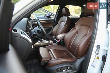 Внедорожник / Кроссовер Audi Q5 2016 в 
