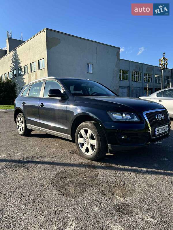 Внедорожник / Кроссовер Audi Q5 2010 в Ровно фото 3 Внедорожник / Кроссовер Audi Q5 2010 в Ровно