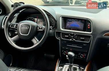 Внедорожник / Кроссовер Audi Q5 2012 в 