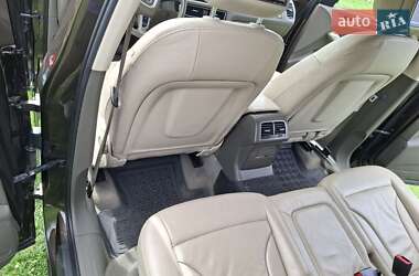 Внедорожник / Кроссовер Audi Q5 2011 в 