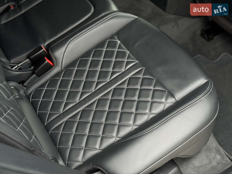 Позашляховик / Кросовер Audi Q5 2020 в Луцьку