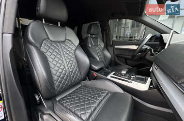 Внедорожник / Кроссовер Audi Q5 2020 в 