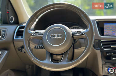 Внедорожник / Кроссовер Audi Q5 2015 в 