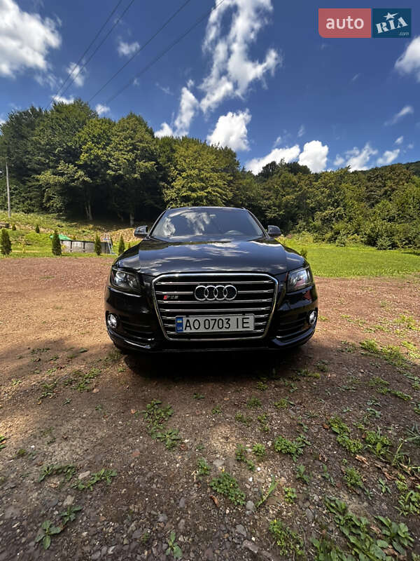 Внедорожник / Кроссовер Audi Q5 2014 в Великом Березном