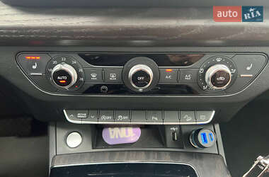 Внедорожник / Кроссовер Audi Q5 2021 в 