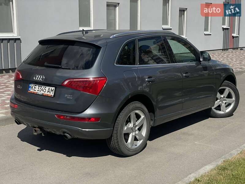 Позашляховик / Кросовер Audi Q5 2012 в Дніпрі