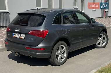 Внедорожник / Кроссовер Audi Q5 2012 в 