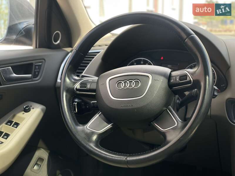 Позашляховик / Кросовер Audi Q5 2012 в Дніпрі