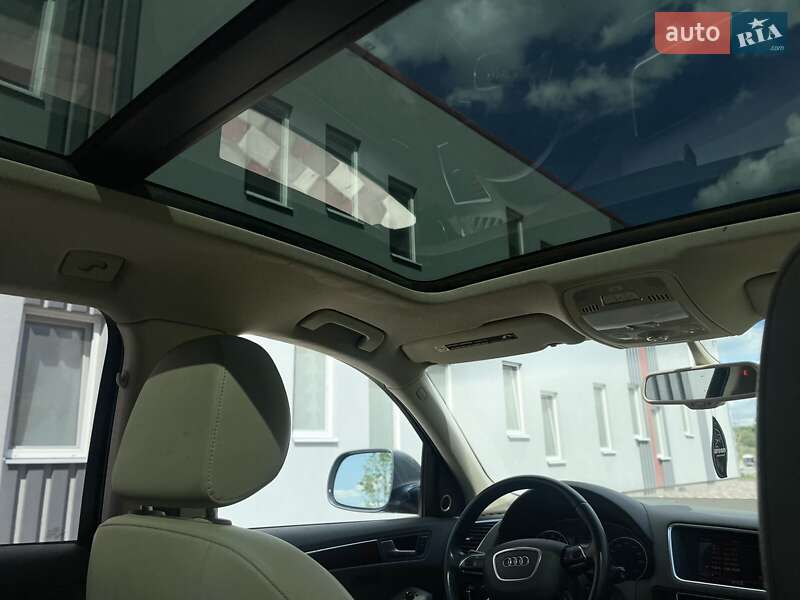 Позашляховик / Кросовер Audi Q5 2012 в Дніпрі