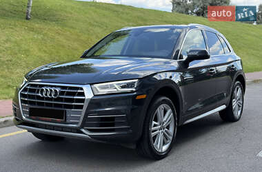 Внедорожник / Кроссовер Audi Q5 2018 в Киеве