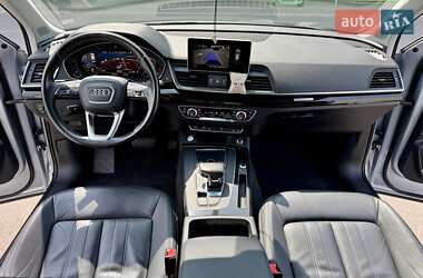 Позашляховик / Кросовер Audi Q5 2018 в 
