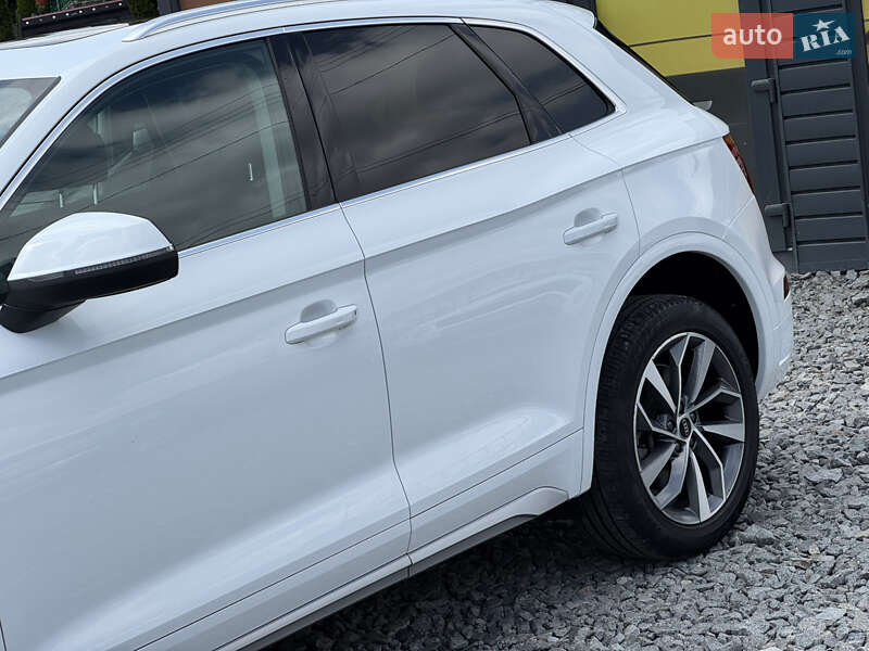 Позашляховик / Кросовер Audi Q5 2020 в Стрию